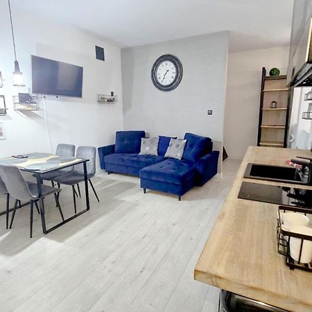 Siódemka Apartment Torun Bagian luar foto